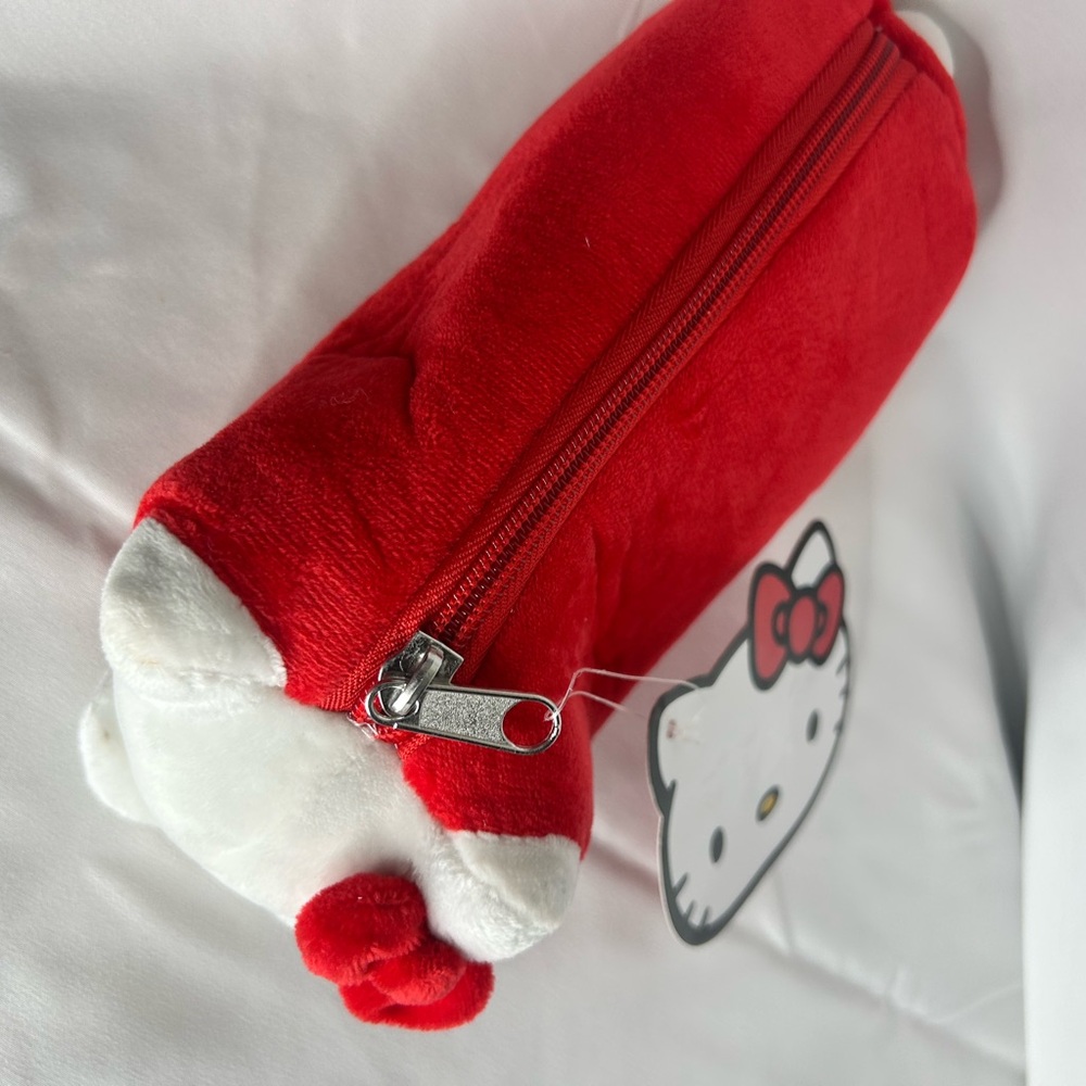 NWT Sanrio Hello Kitty Plush Pencil Case - Picture 5 of 6
